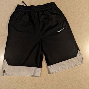 Nike Youth XL basketball shorts. Dri-Fit